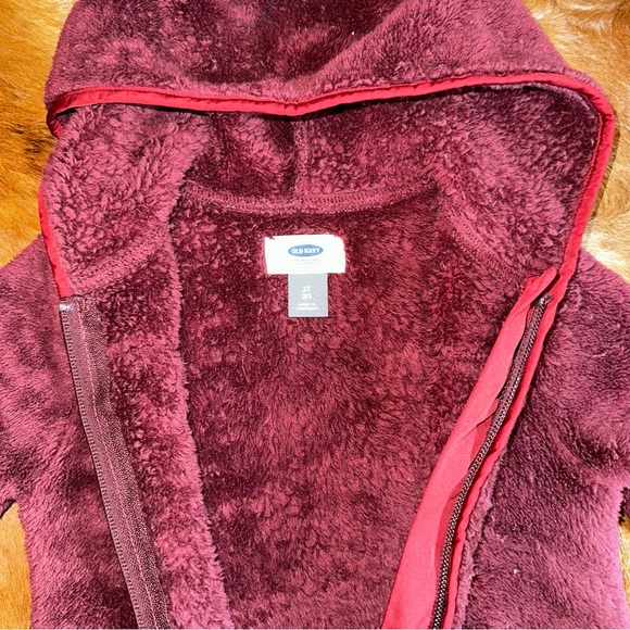 Old Navy full zip sherpa, size 2T - Picture 2 of 5